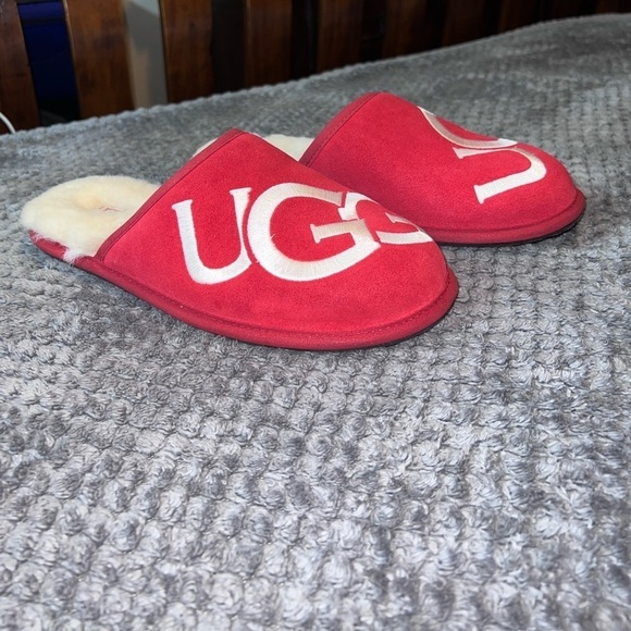 NWT UGG Scuff Logo Mens Slippers Suede Samba Red US 8 UK 7 EU 41 - Picture 5 of 10